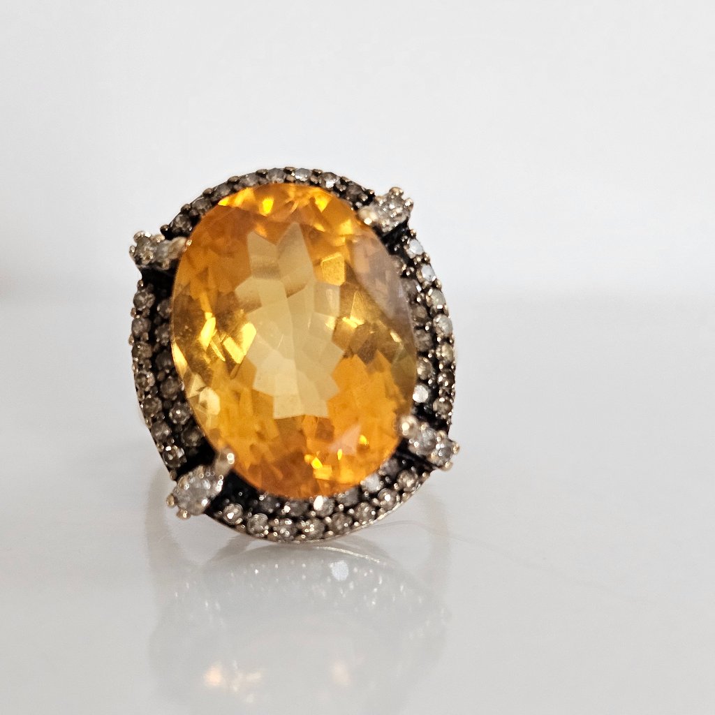 10k Yellow Gold Modeira Citrine Ring With Champaine Diamonds Halo, Size 7